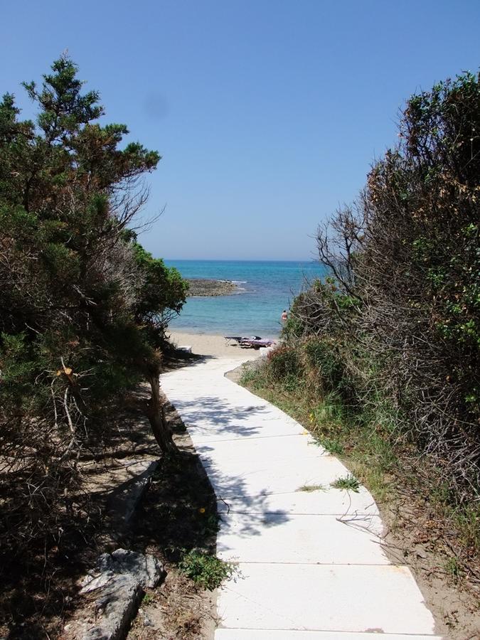 Rosa Marina Frontline Beach Ostuni Esterno foto