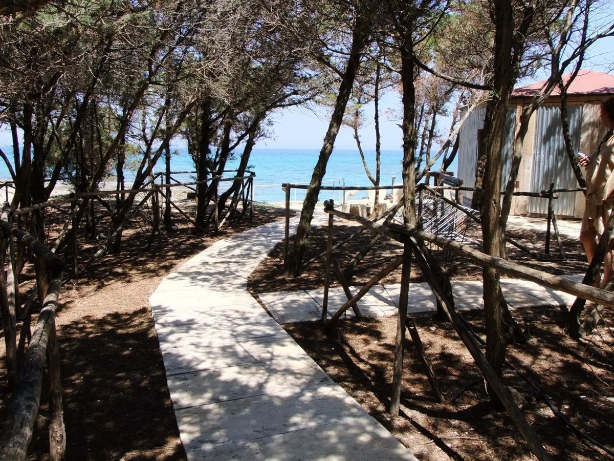 Rosa Marina Frontline Beach Ostuni Esterno foto